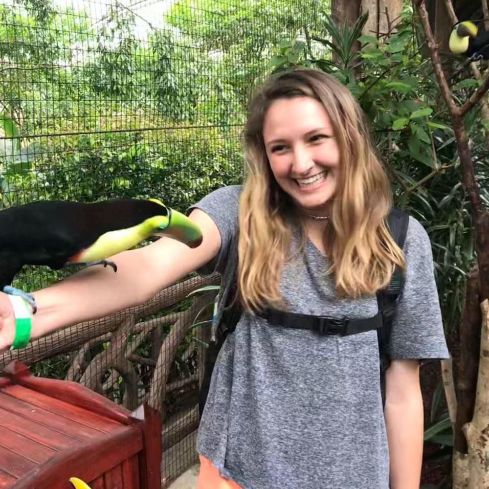 Meet your Posher, Sara